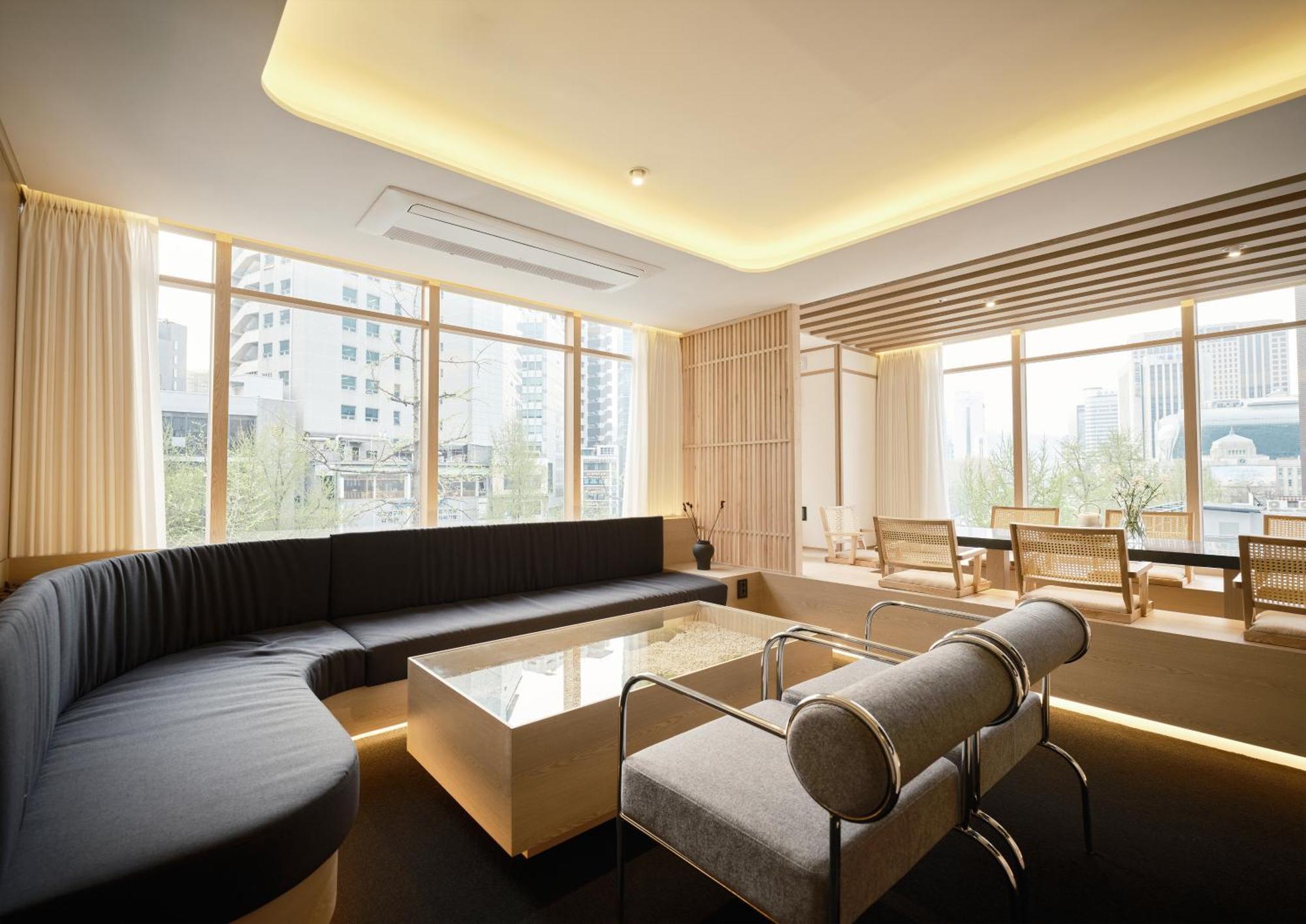 Hotel Uh Deoksugung Seoul